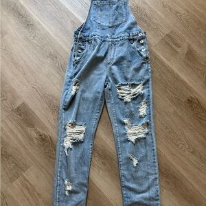 Honey punch Stylish Blue Distressed Denim Overalls size MEDIUM